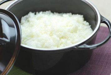 調理法「炊く」　「お米もふっくら、みずみずしい」