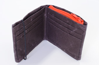 SIWA｜紙和 / 財布とコインケースとペンケース_wallet-pen-組み合わせも楽しめる「２つ折り財布」